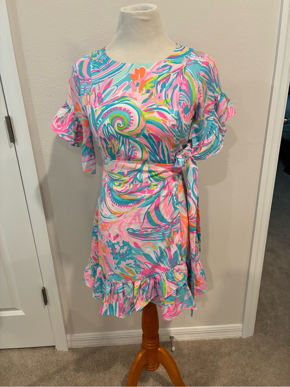 Lilly Pulitzer Size 00 Pink Blue Printed Ruffle Wrap Tie Dress